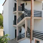 Suhi Brod Apartament *