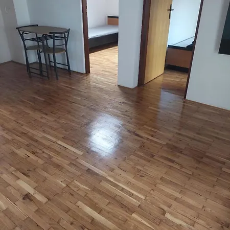 Apartment Suhi Brod *