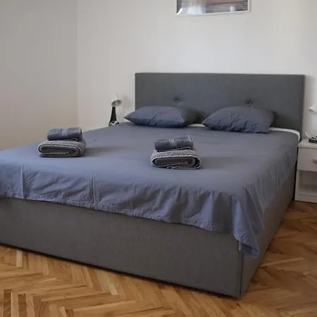 Suhi Brod * 梅杜林