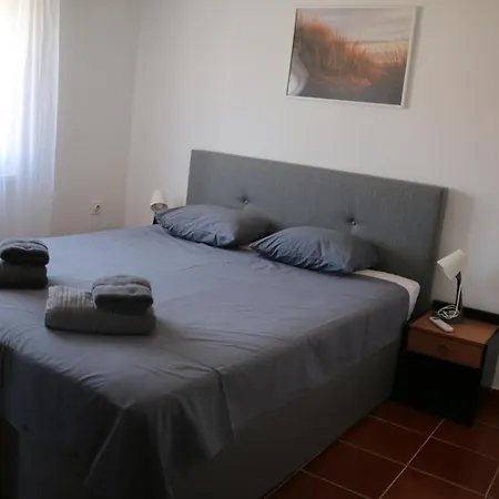 Apartment Suhi Brod *