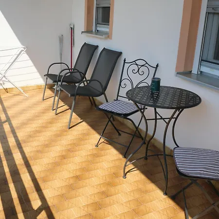 Apartment Suhi Brod *
