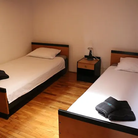 Apartment Suhi Brod