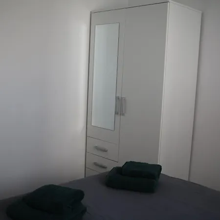 Suhi Brod Apartment