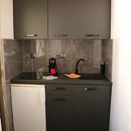 Suhi Brod Apartment Medulin